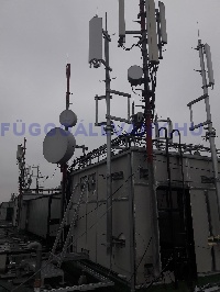 Antenna és kabinet szekrény tartók